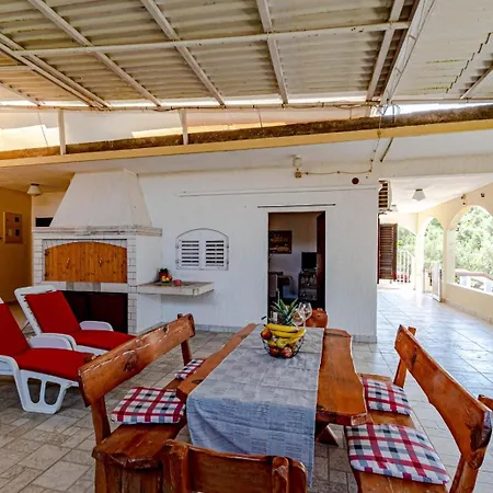Gradina, Island Of Korcula بيت للعطل *